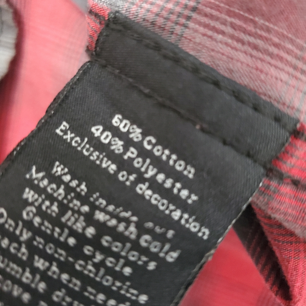 Rock & Republic Red Black Plaid Button Down Shirt Large - Picture 6 of 9